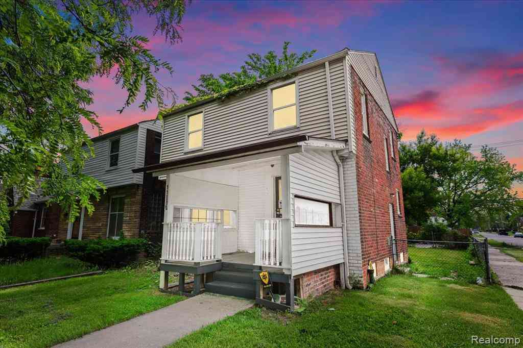 Homes For Sale - 11000 Whitehill Street <br/> Grosse Pointe, MI 48224