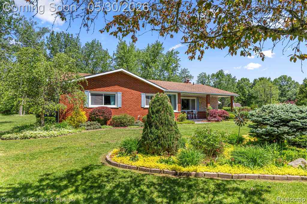Homes For Sale - 38894 S Huron Road <br/> Wayne County, New Boston, MI 48164