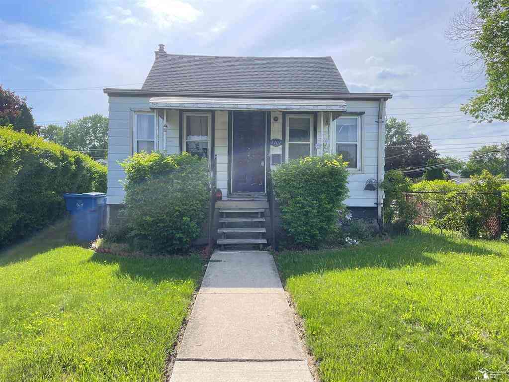 Homes For Sale - 4402 Pelham Road <br/> Dearborn Heights, MI 48125