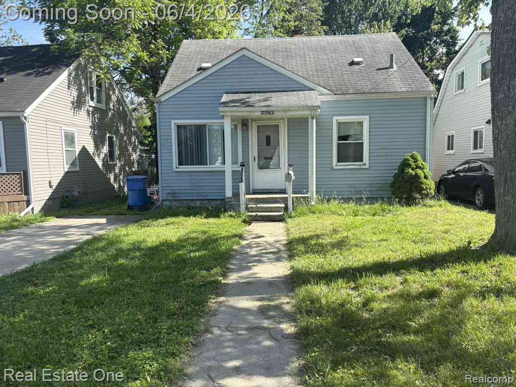 Homes For Sale - 25963 Powers Avenue <br/> Dearborn Heights, MI 48125