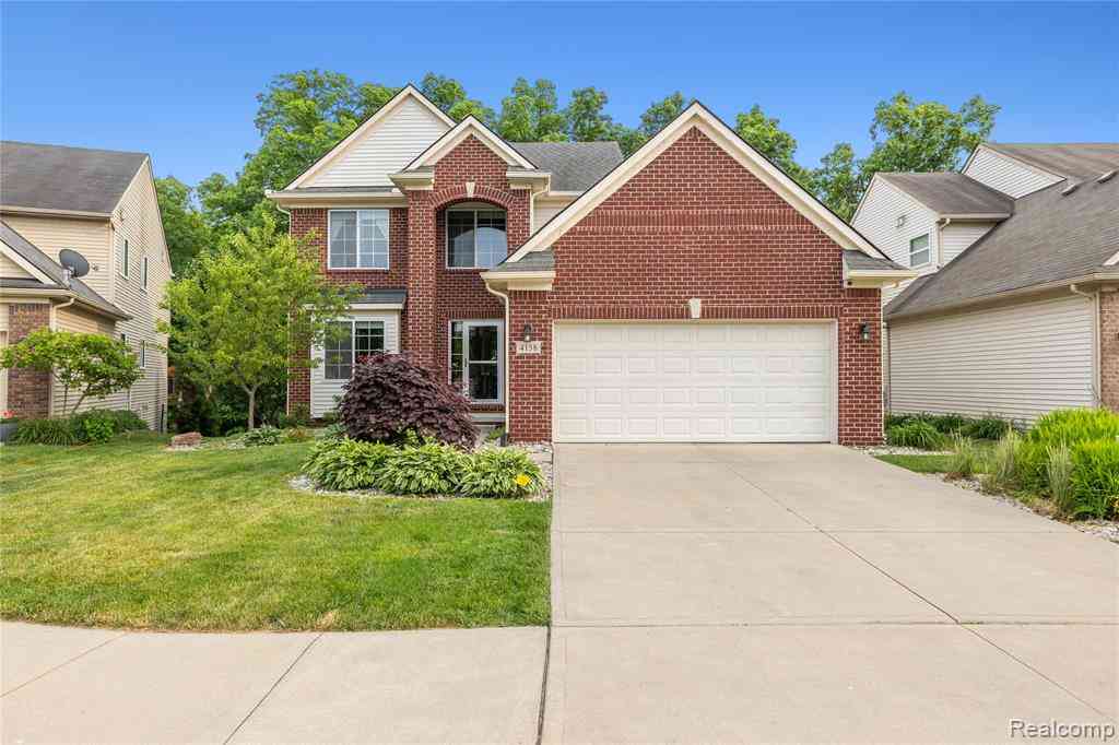Homes For Sale - 4158 Pepper Tree Lane <br/> Howell, MI 48843