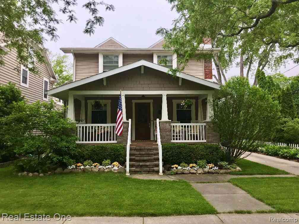 Homes For Sale - 410 W 4th Street <br/> Rochester, MI 48307