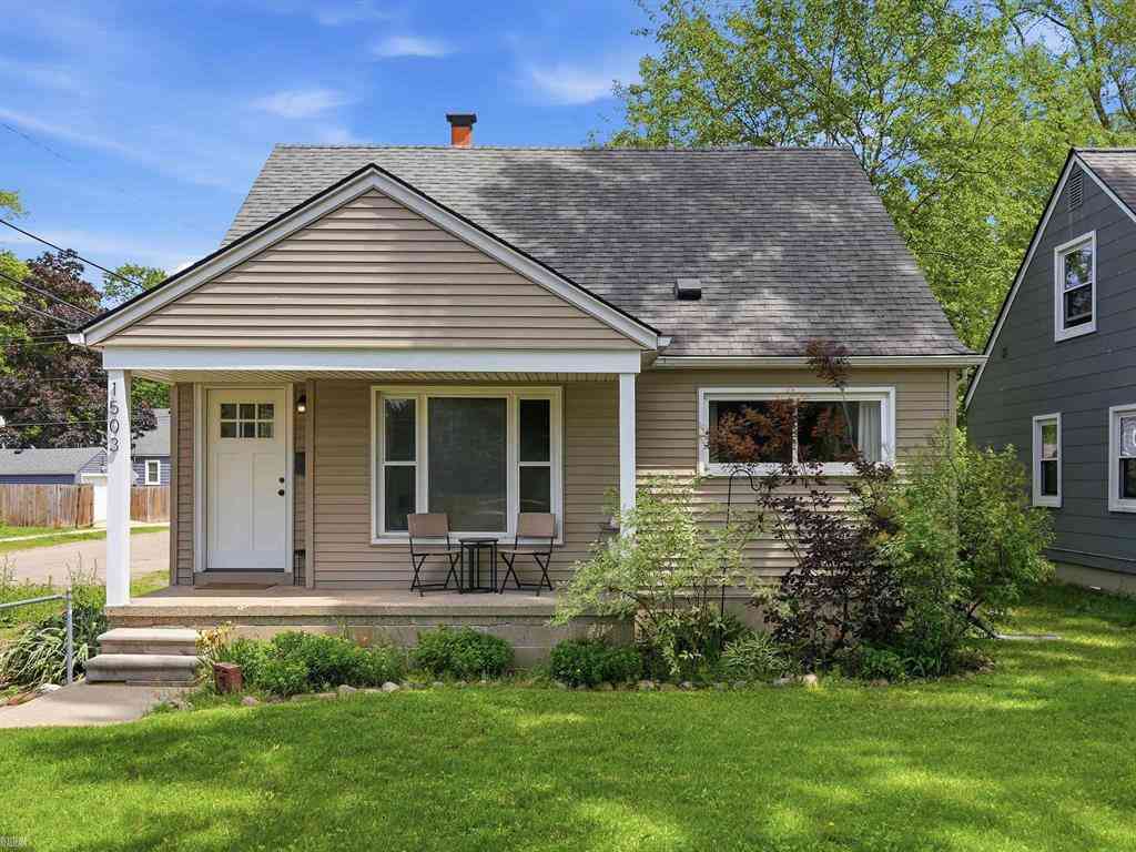 Homes For Sale - 1503 Irving Avenue <br/> Royal Oak, MI 48067