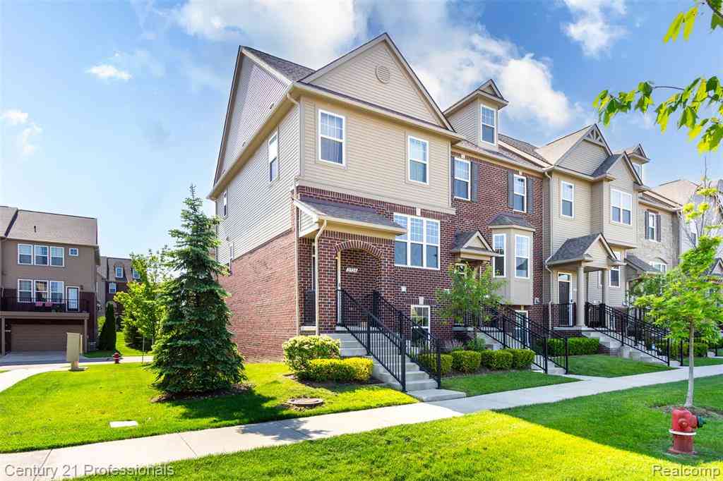 Condo For Sale - 2924 Glenbar Circle <br/> Rochester, MI 48307