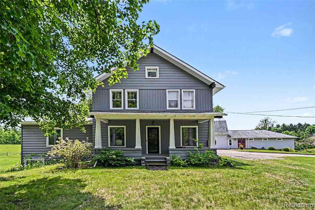 Homes For Sale - 10810 Petrieville Highway <br/> Eaton County, Eaton Rapids, MI 48827
