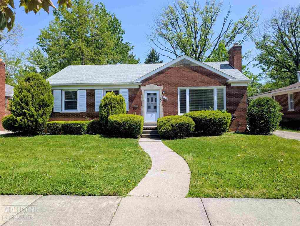 Homes For Sale - 2168 Allard Road <br/> Wayne County, Grosse Pointe Woods, MI 48236
