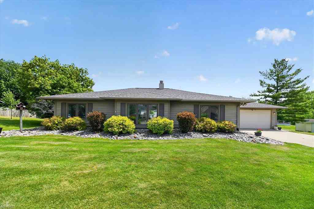 Homes For Sale - 1012 Wood Court <br/> Owosso, MI 48867