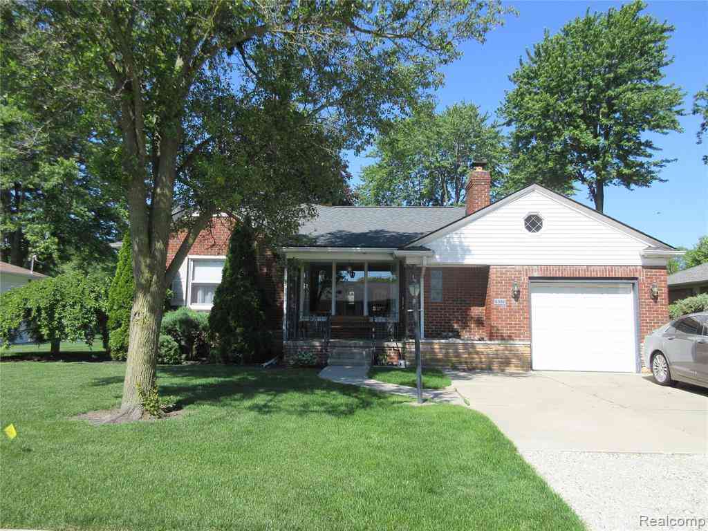 Homes For Sale - 28325 Elmdale Street <br/> Saint Clair Shores, MI 48081