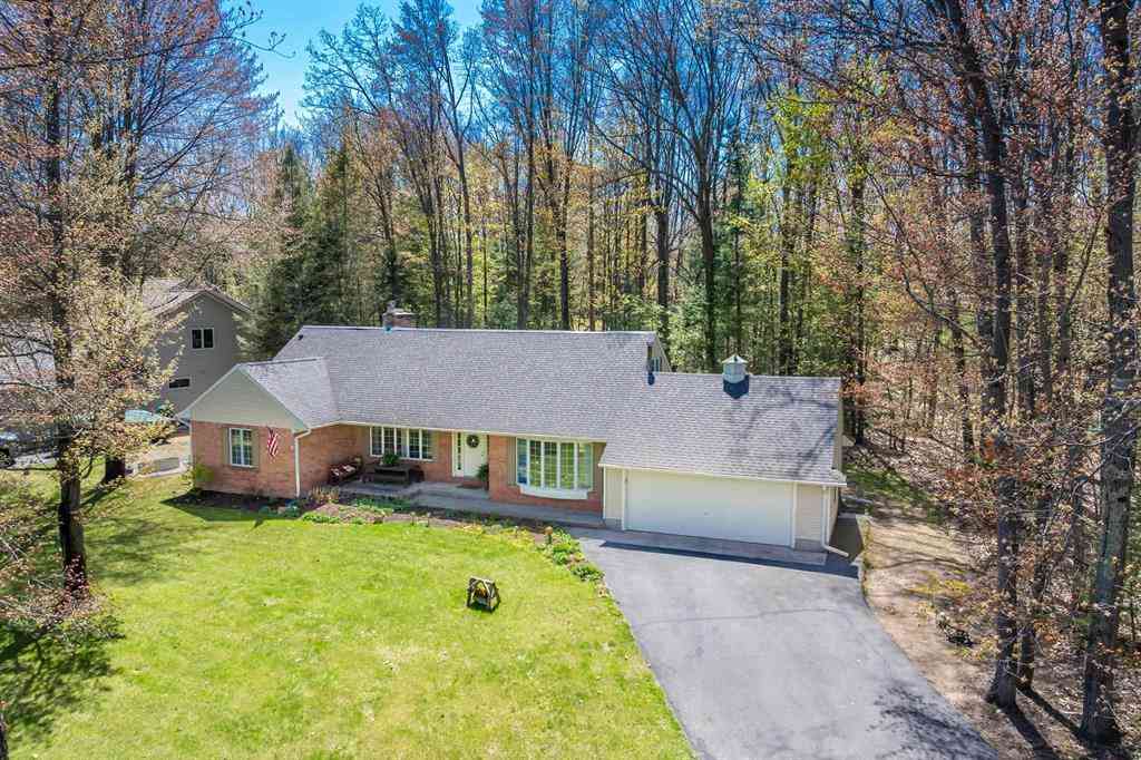 Homes For Sale - 9191 E Tottenham Drive <br/> Traverse City, MI 49685
