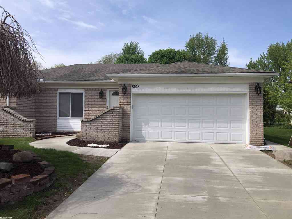 Homes For Rent - 5043 Tyler Drive <br/> Troy, MI 48085
