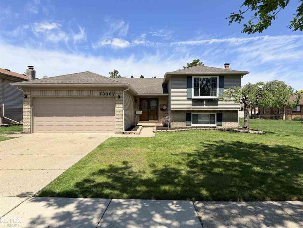 Homes For Sale - 13867 Tefft Drive <br/> Warren, MI 48088