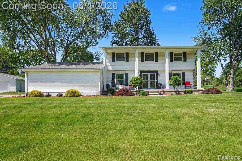 Homes For Sale - 4393 E Cook Road <br/> Grand Blanc, MI 48439