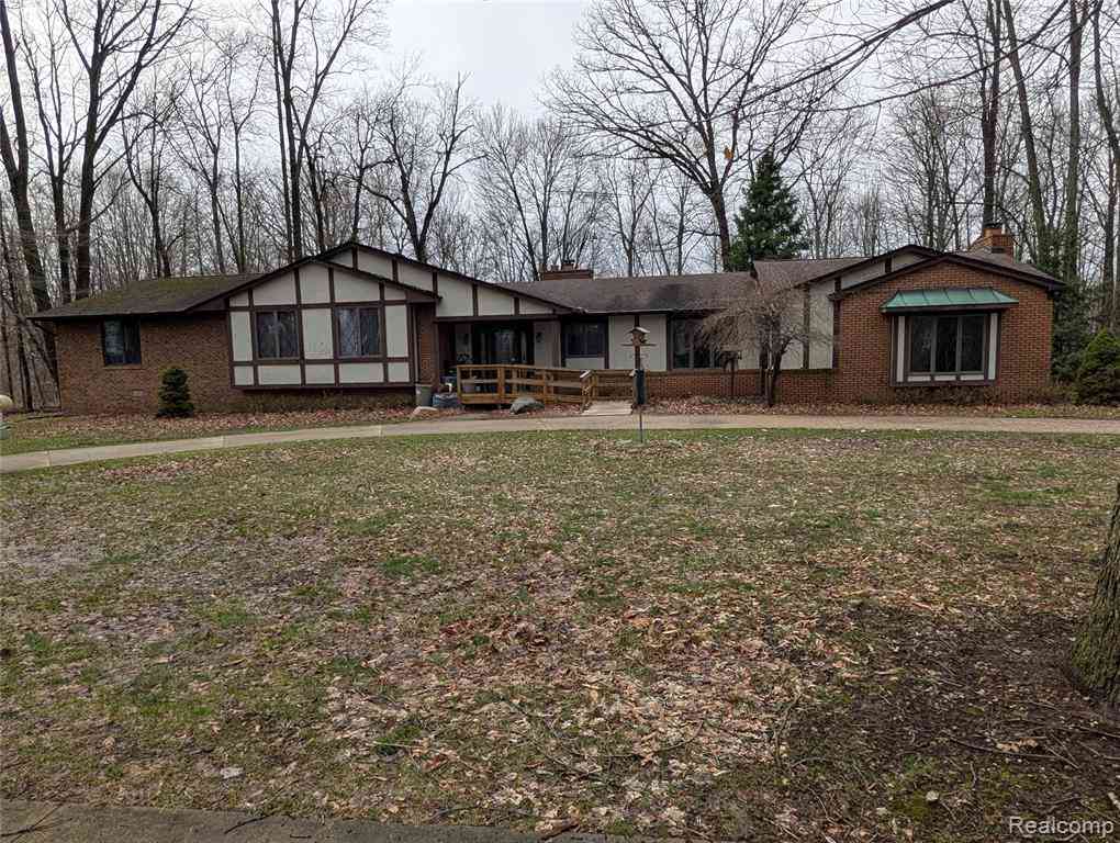 Homes For Sale - 9345 Weber Road <br/> Columbus, MI 48063