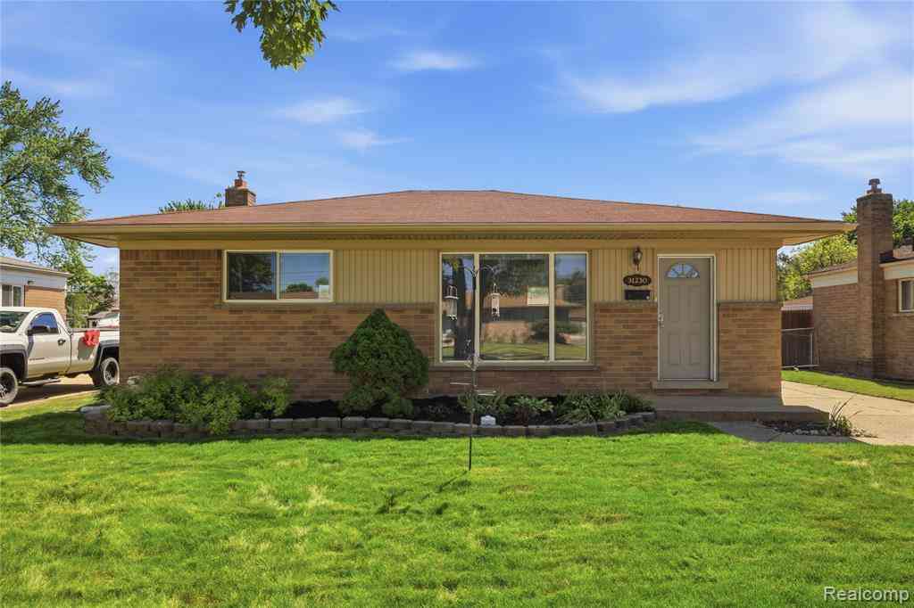 Homes For Sale - 31230 Iroquois Drive <br/> Warren, MI 48088