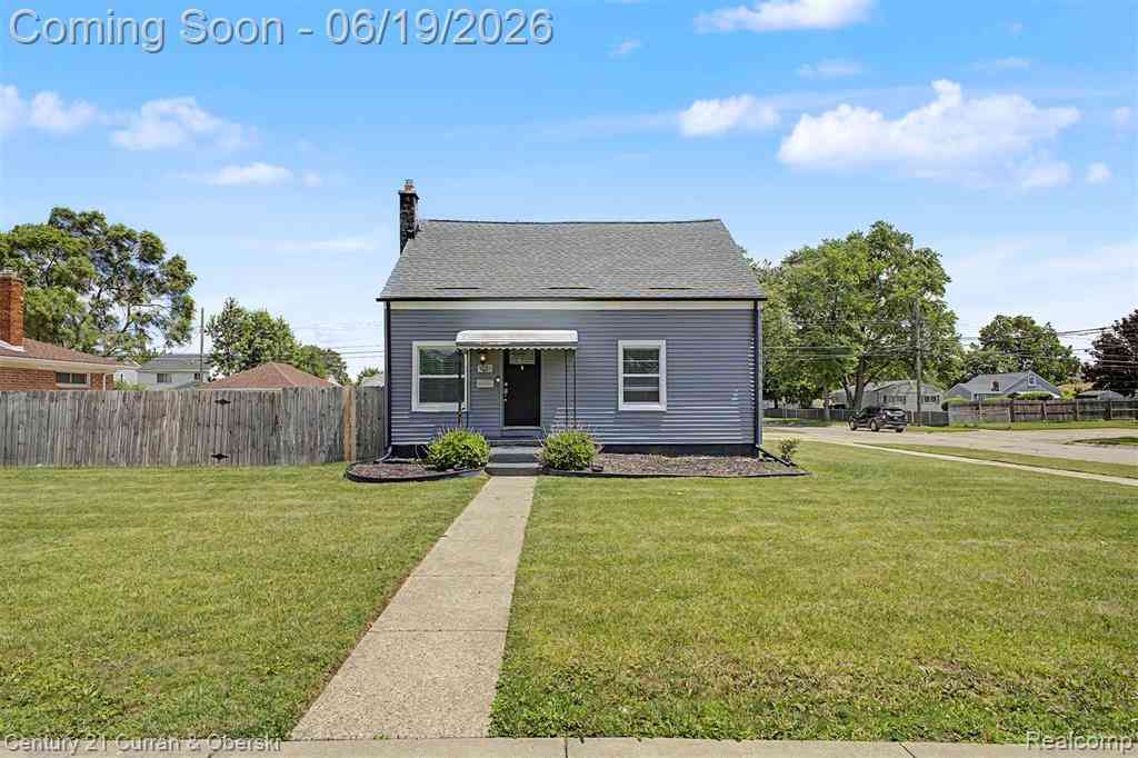 Homes For Sale - 30708 Palmer Boulevard <br/> Oakland County, Madison Heights, MI 48071