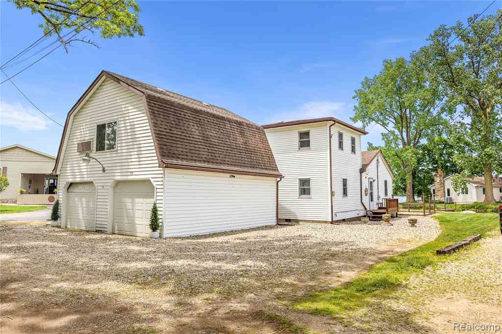 Homes For Sale - 530 Roby Beach Drive <br/> Branch County, Coldwater, MI 49036