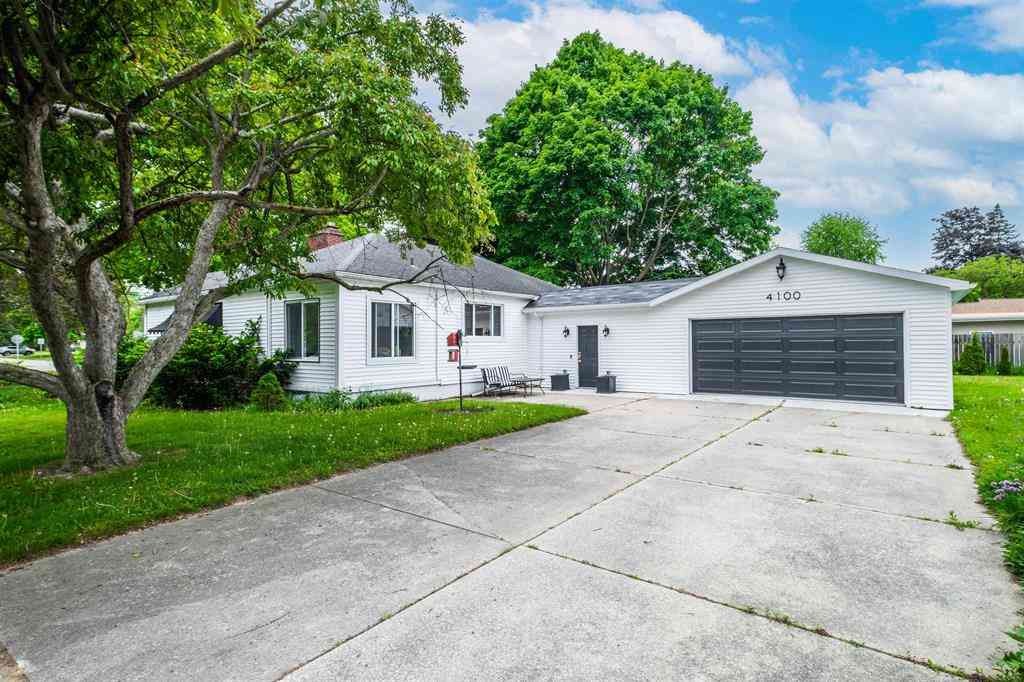 Homes For Sale - 4100 Weiss Street <br/> Saginaw, MI 48603
