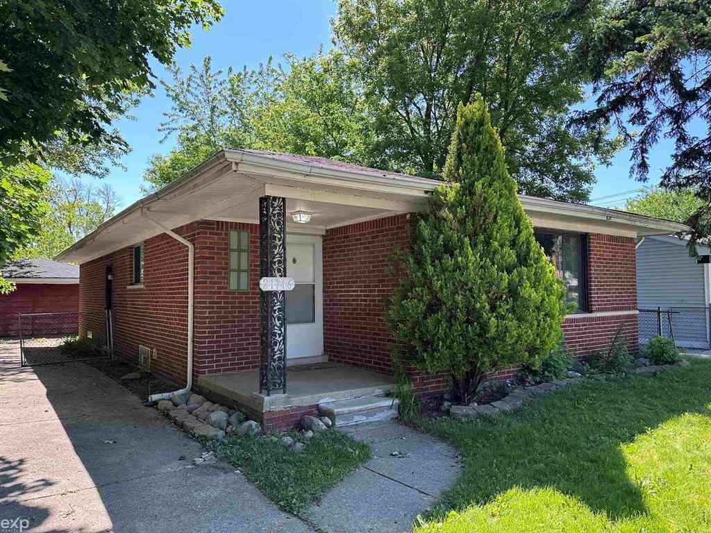Homes For Sale - 21746 Wellington Avenue <br/> Warren, MI 48089