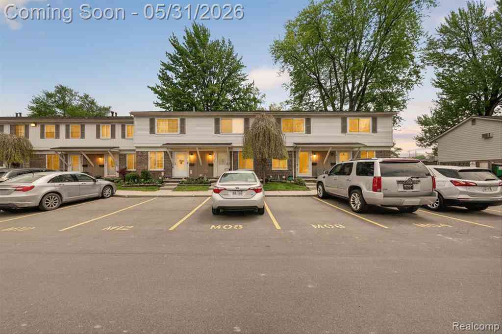 Condo For Sale - 39700 Manor Drive  #10<br/> Harrison Township, MI 48045
