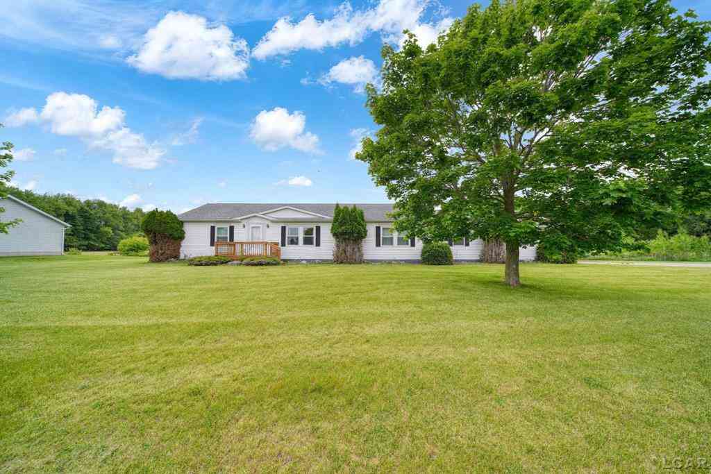 Homes For Sale - 786 Brookview Drive <br/> Hudson, MI 49221