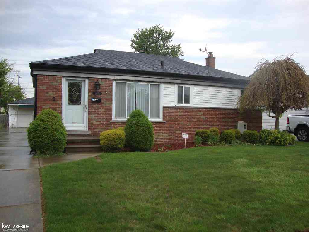 Homes For Sale - 26371 Bryan Street <br/> Macomb County, Roseville, MI 48066