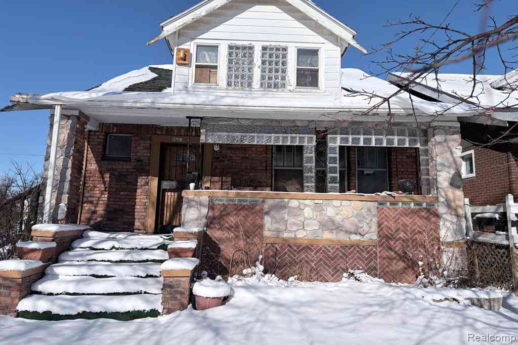 Homes For Sale - 8693 Woodlawn Street <br/> Detroit, MI 48213