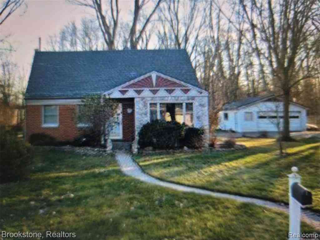 Homes For Sale - 30875 Fargo Street <br/> Livonia, MI 48152