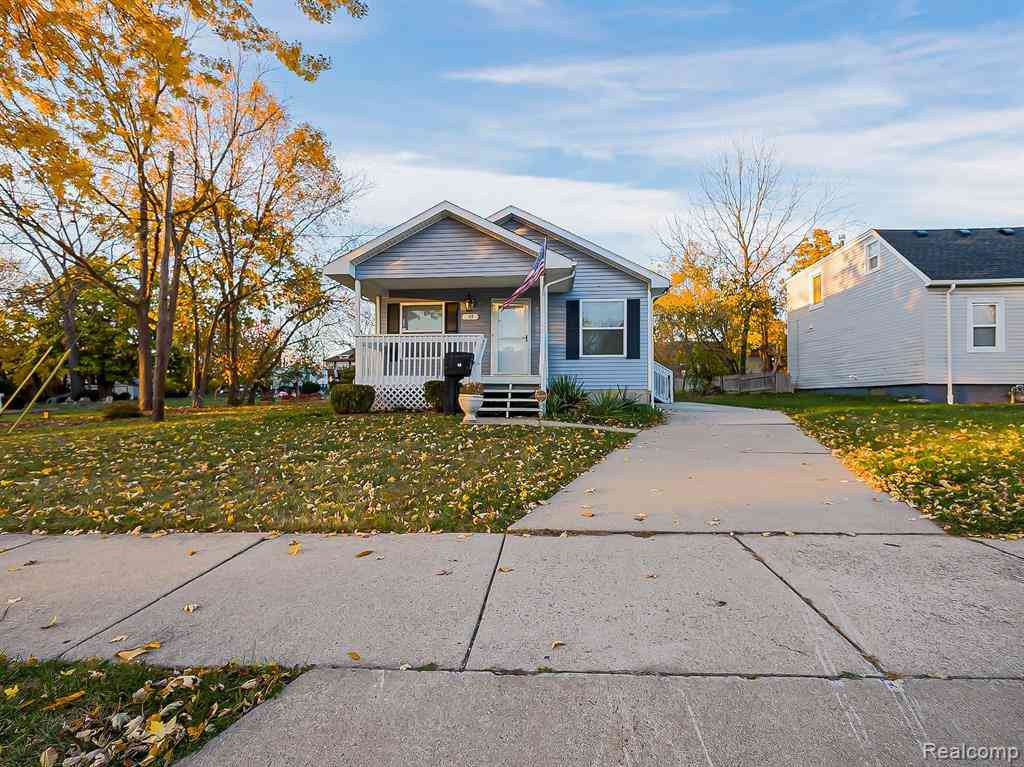 Homes For Rent - 49 Oakhill Street <br/> Pontiac, MI 48342