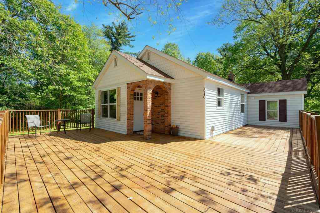 Homes For Sale - 3910 Cribbins Road <br/> Saint Clair County, North Street, MI 48049