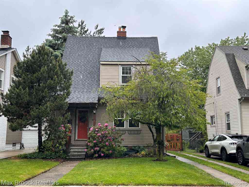 Homes For Sale - 1110 Irving Avenue <br/> Royal Oak, MI 48067