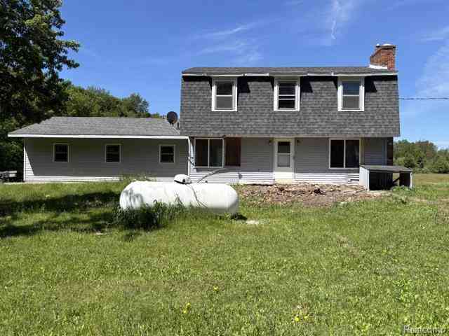 Homes For Sale - 6080 Cedar Lake Road <br/> Pinckney, MI 48169