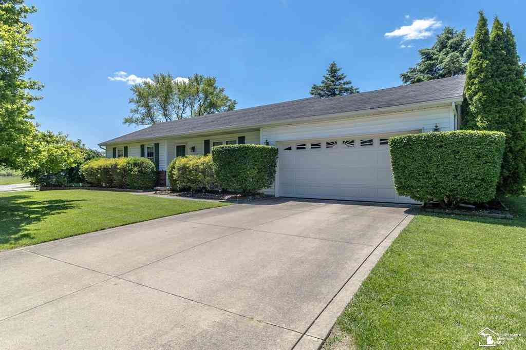 Homes For Sale - 1955 Brookton Drive <br/> Temperance, MI 48182