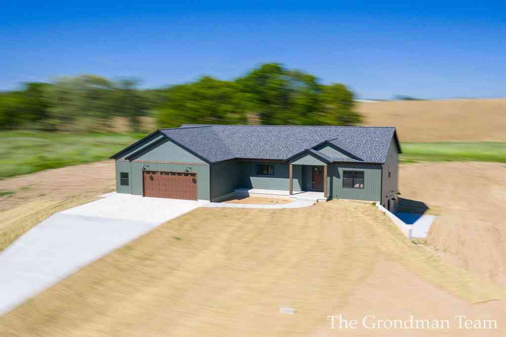Homes For Sale - 3421 Calming Meadows Court <br/> Barry County, Middleville, MI 49333