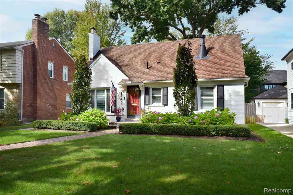 Homes For Sale - 1662 Maryland Boulevard <br/> Oakland County, Birmingham, MI 48009