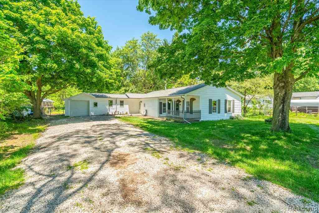 Homes For Sale - 40036 E Huron River Drive <br/> Belleville, MI 48111