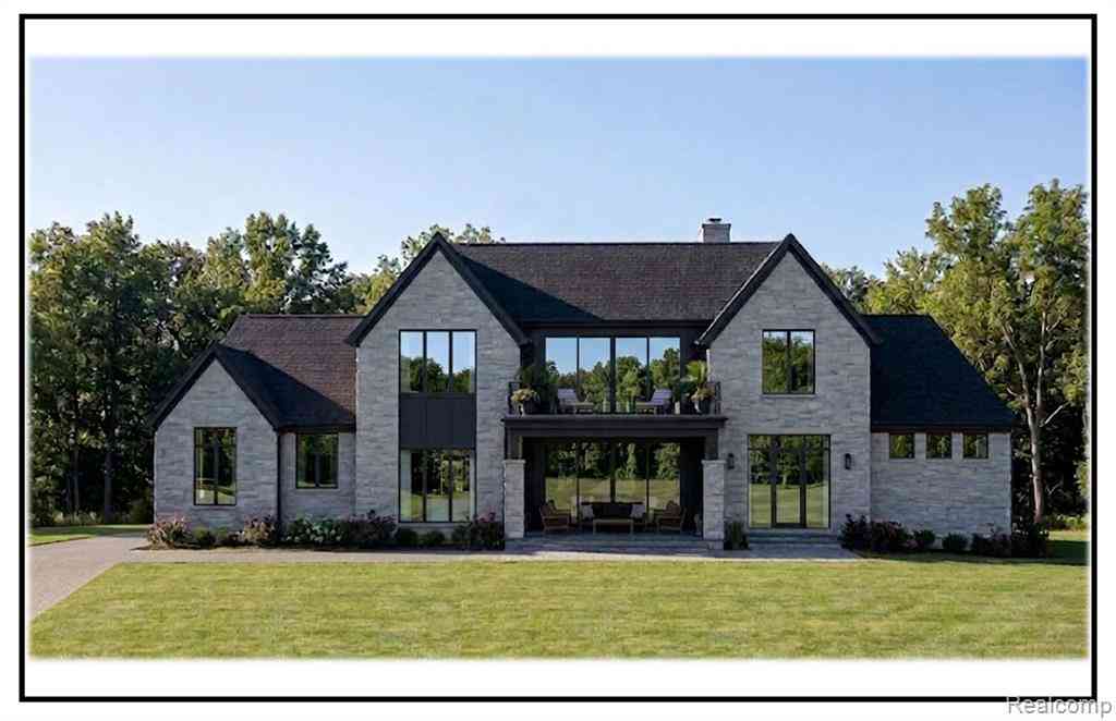 Homes For Sale - 6121 Golfview Drive <br/> Bloomfield Hills, MI 48301
