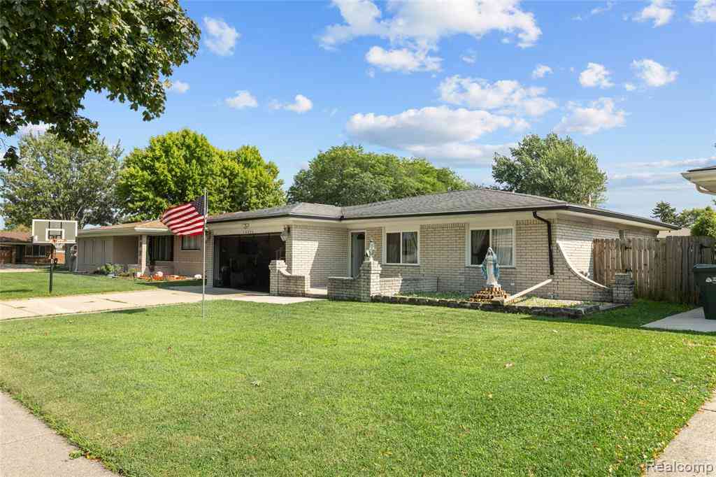 Homes For Sale - 13670 Terra Santa Drive <br/> Sterling Heights, MI 48312
