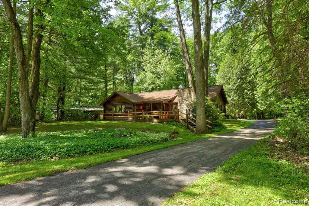 Homes For Sale - 3814 S Towerline Road <br/> Saginaw County, Bridgeport, MI 48722
