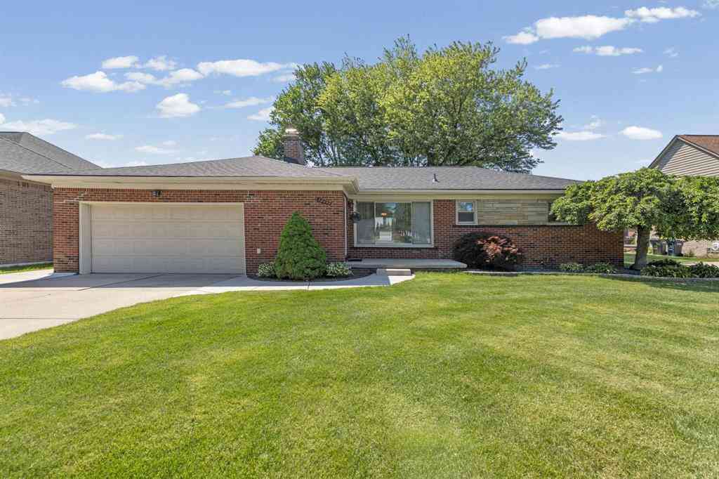 Homes For Sale - 42355 Tessmer Drive <br/> Sterling Heights, MI 48314