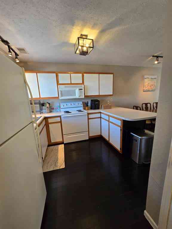 Condo For Sale - 3751 Vale Drive <br/> Traverse City, MI 49686