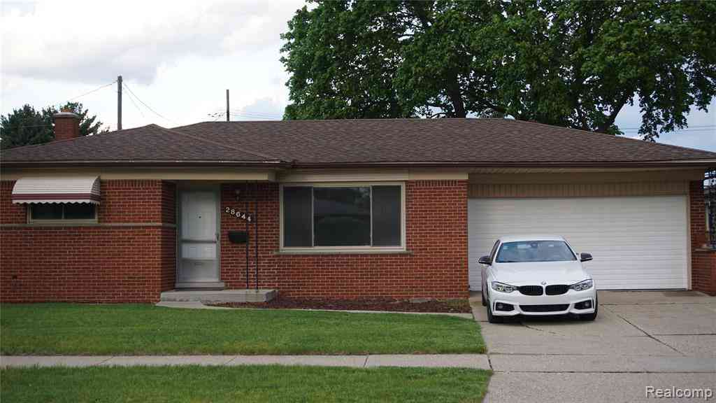 Homes For Sale - 28644 Grobbel Avenue <br/> Warren, MI 48092