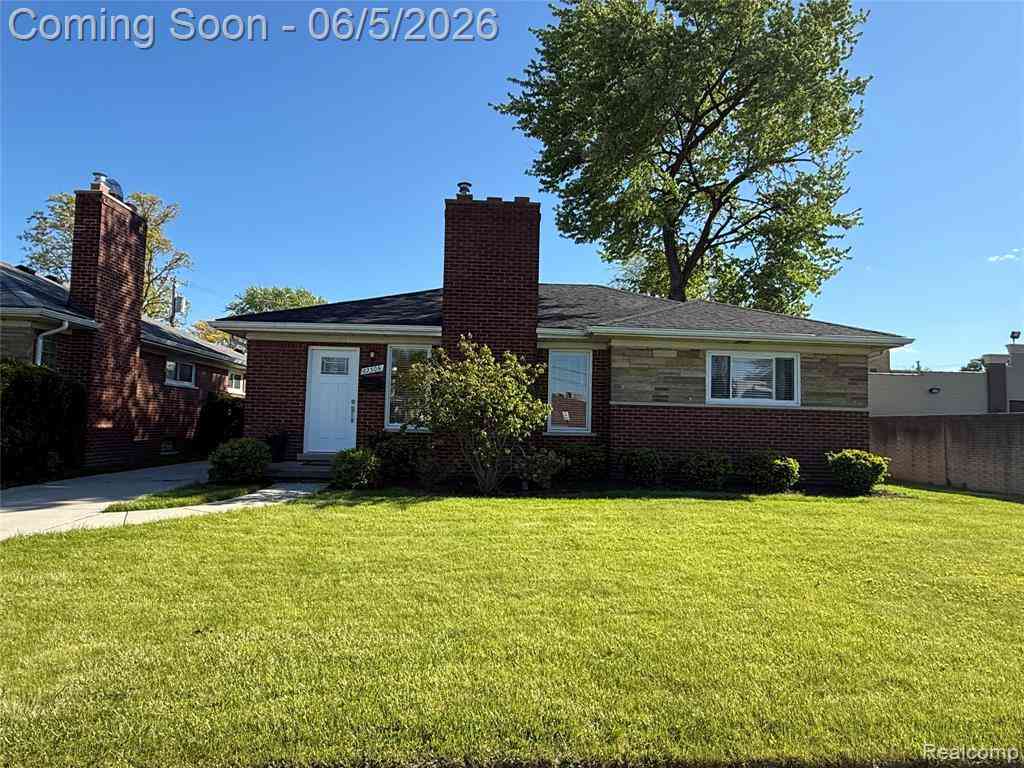 Homes For Sale - 22306 Rosedale Street <br/> Macomb County, Saint Clair Shores, MI 48080