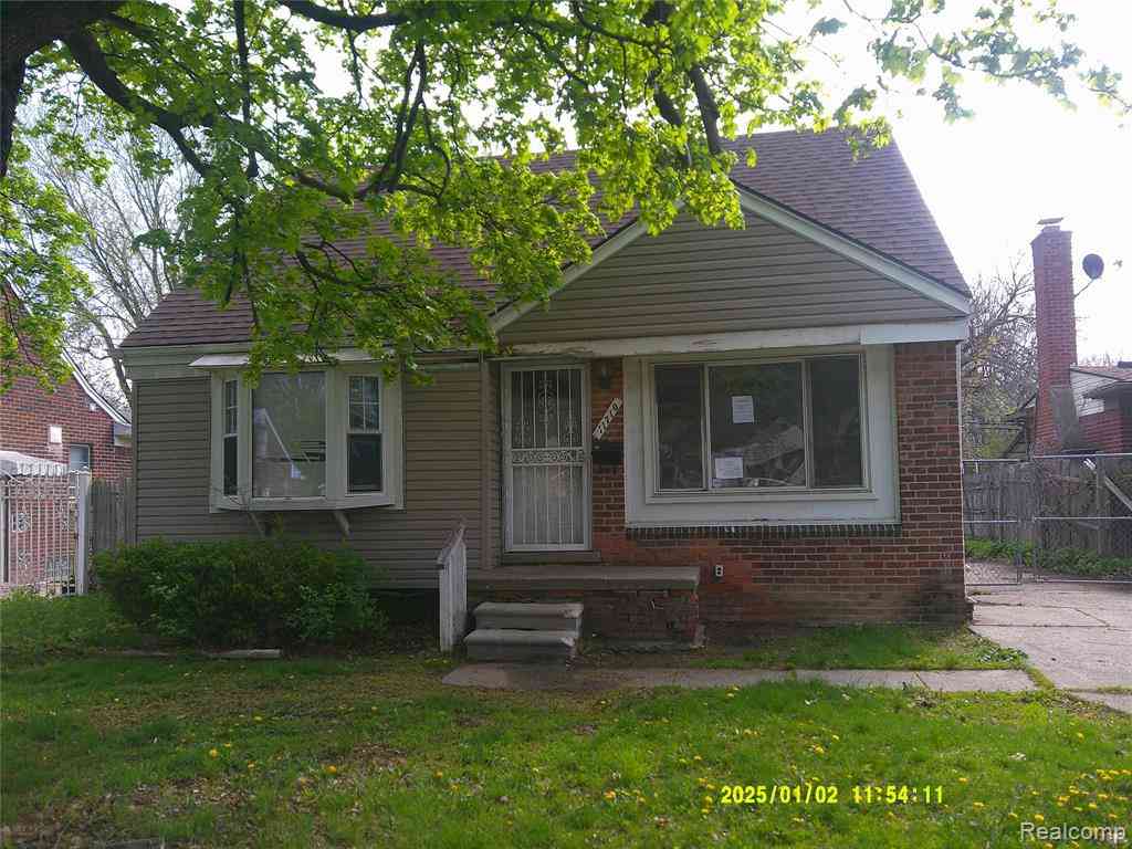 Homes For Sale - 11710 Chatham  <br/> Redford, MI 48239
