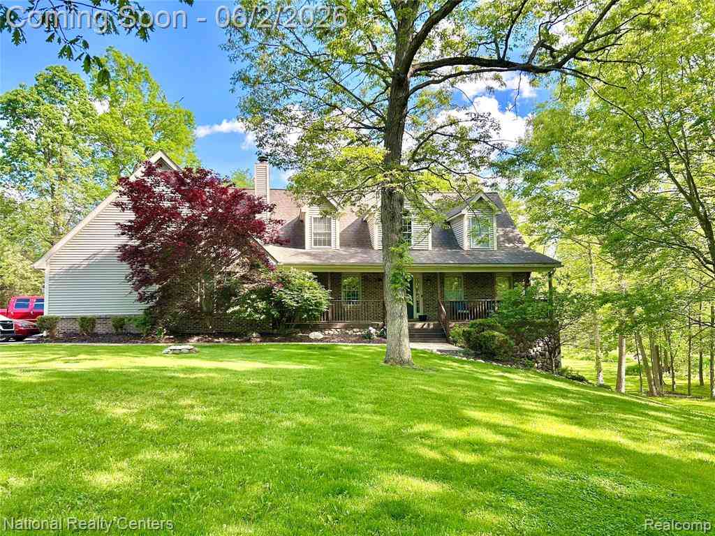 Homes For Sale - 3452 E Highland Road <br/> Howell, MI 48843