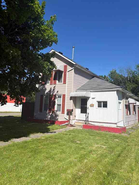 Homes For Sale - 2351 S Michigan Street <br/> Saginaw, MI 48602