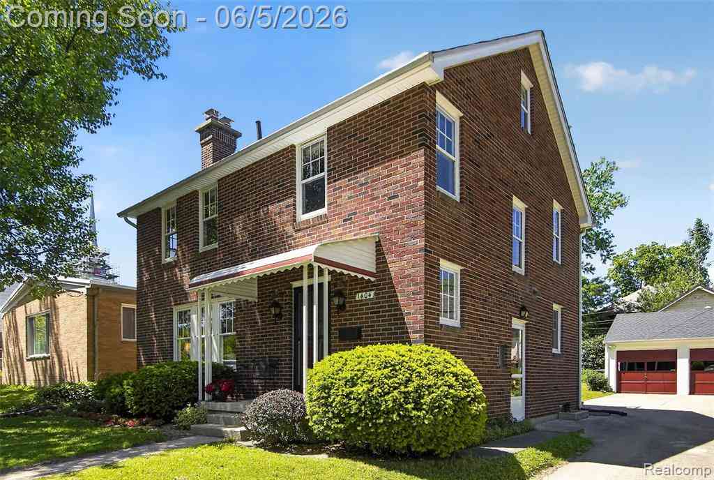 Homes For Sale - 1404 Wakefield Avenue <br/> Ann Arbor, MI 48103