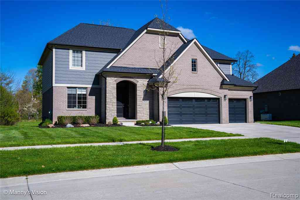 Homes For Sale - 2935 Basil Drive  <br/> Rochester, MI 48309