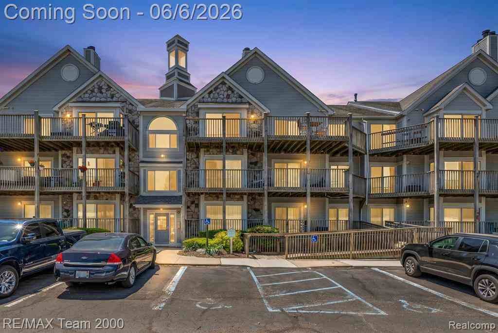 Condo For Sale - 37522 Jefferson Avenue  #102<br/> Harrison Township, MI 48045