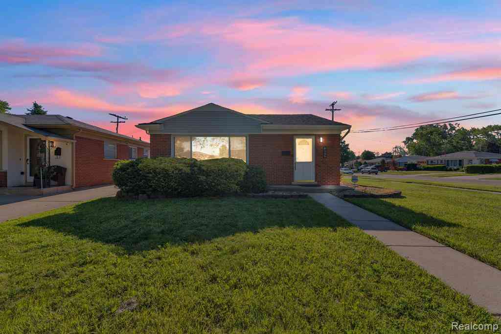 Homes For Sale - 8145 Bailey Street <br/> Taylor, MI 48180