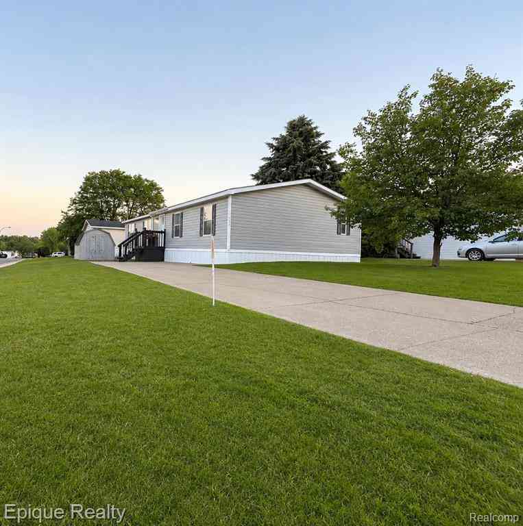 Homes For Sale - 1908 Abels Street <br/> Oakland County, Milford, MI 48381